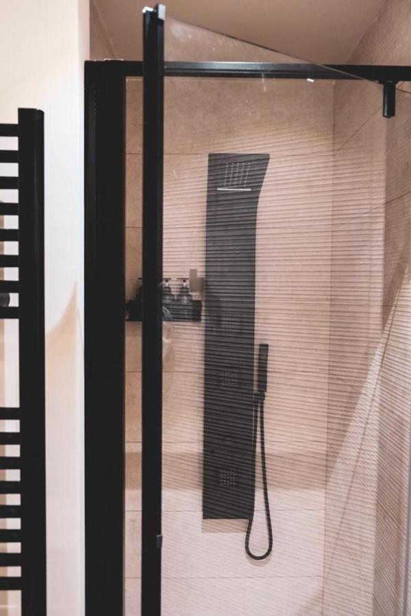 Appartement Yenne 2 *